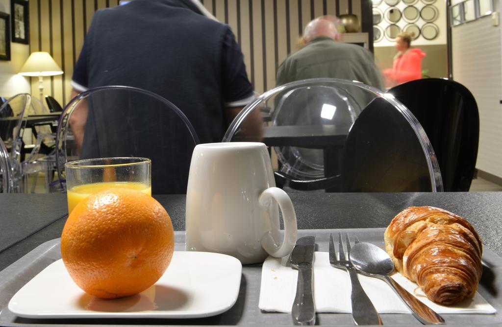 Hotel Kyriad Brive Ouest Luaran gambar