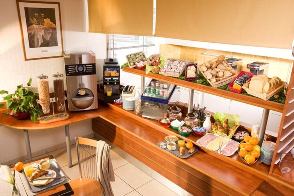 Hotel Kyriad Brive Ouest Luaran gambar